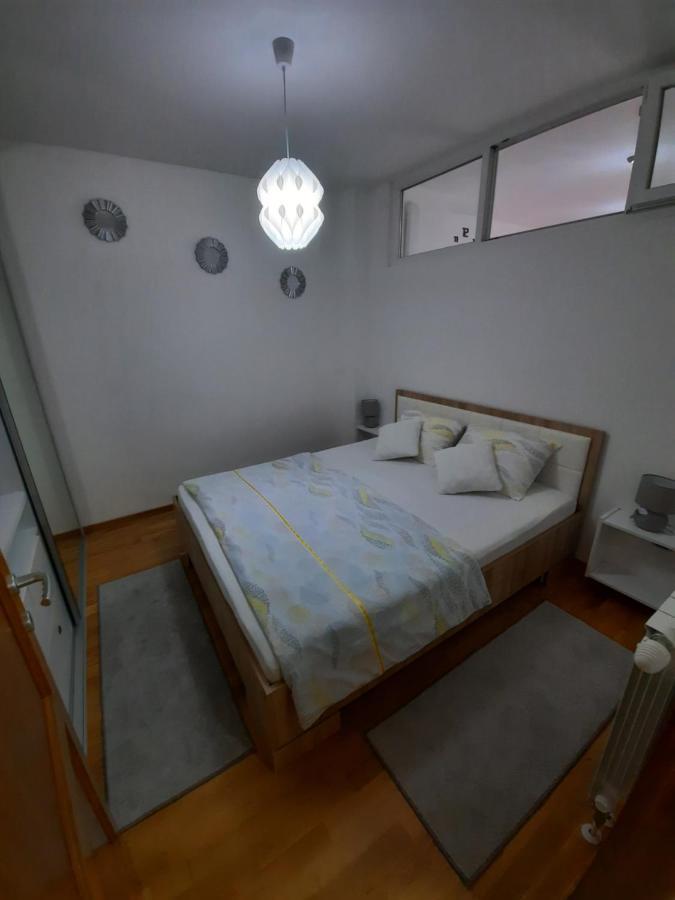 Apartman Bulevar Sarajevo - FREE PARKING Exterior foto